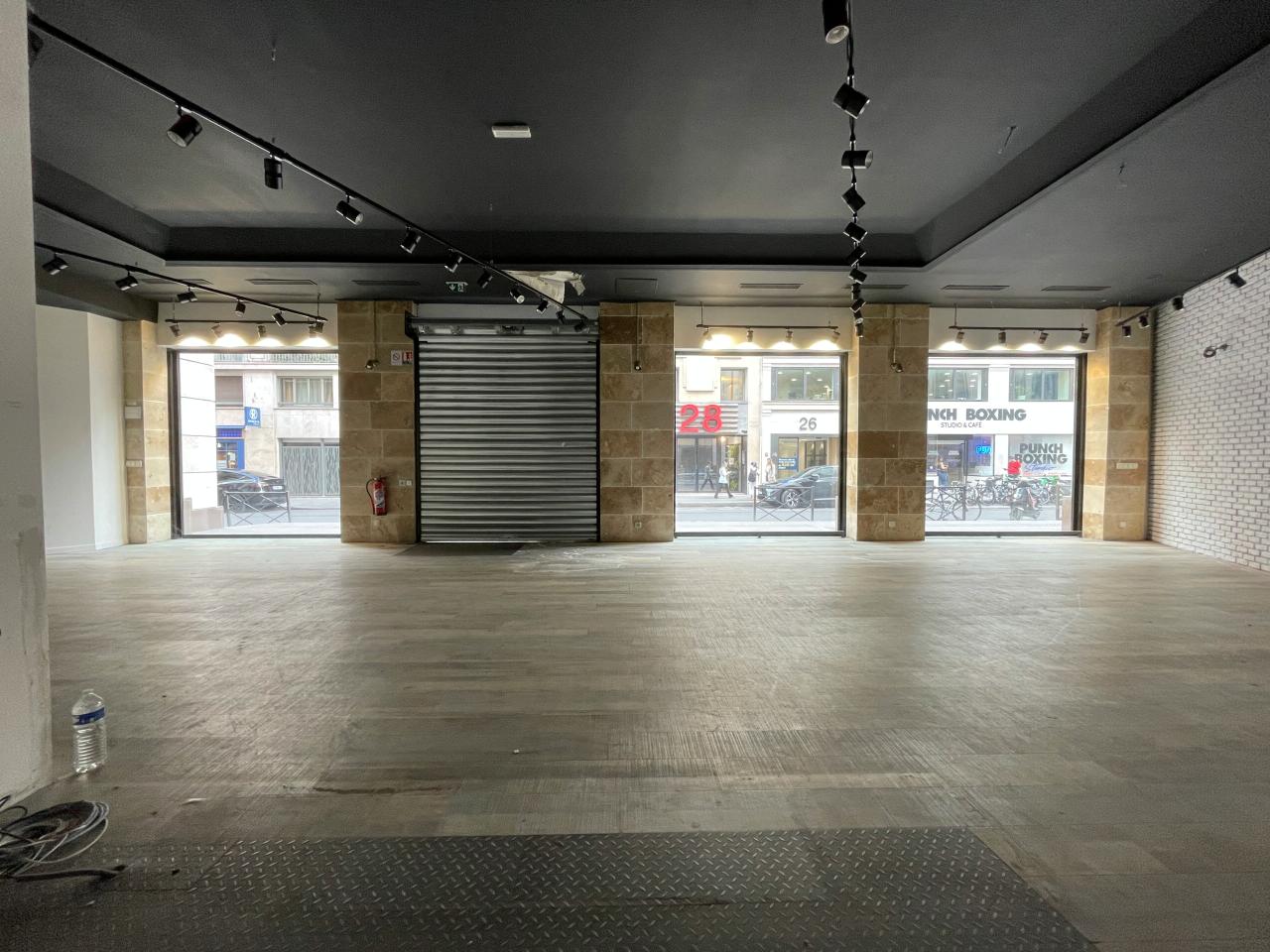 Commerce Paris 197m² Location commerce Paris OLCOM2534231 4